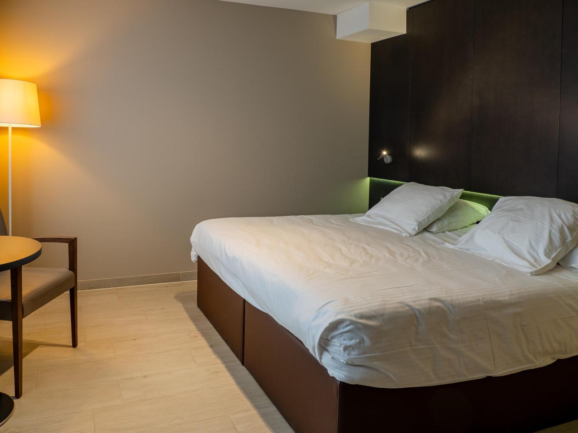 Tower Hotel Άαλστ Εξωτερικό φωτογραφία