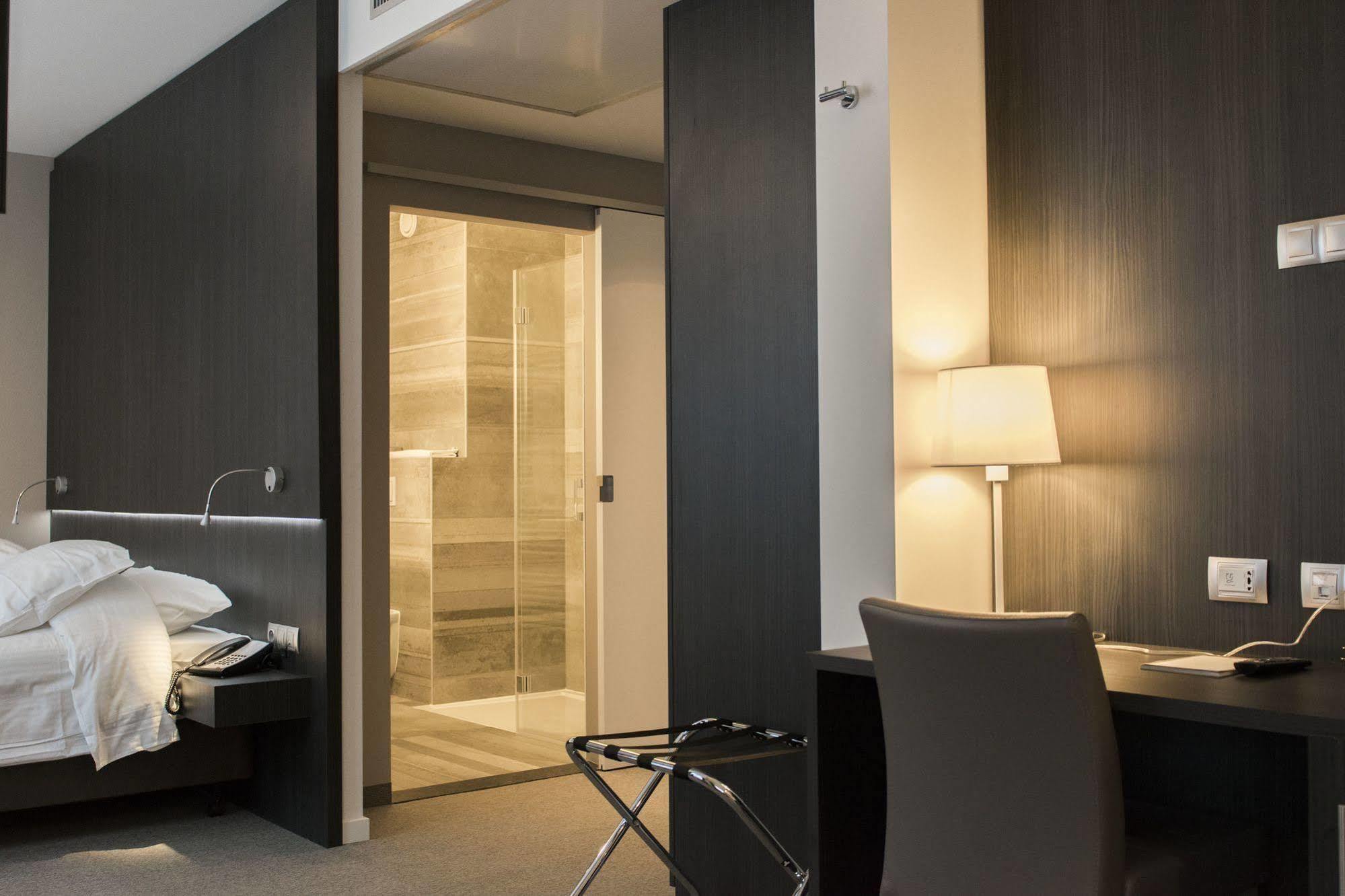 Tower Hotel Άαλστ Εξωτερικό φωτογραφία