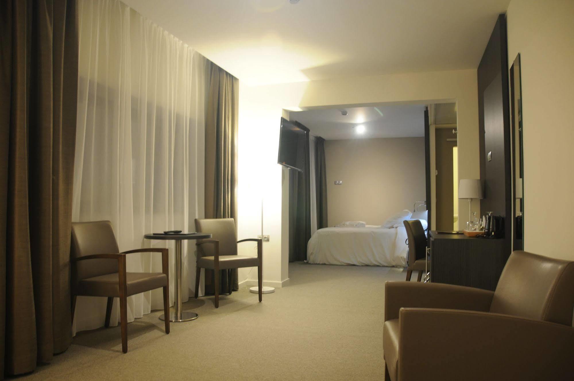 Tower Hotel Άαλστ Εξωτερικό φωτογραφία